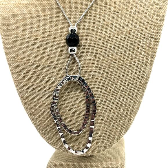 Hammered Silver Rings Pendant Necklace Black Bead Snake Chain Statement Piece - Picture 3 of 9